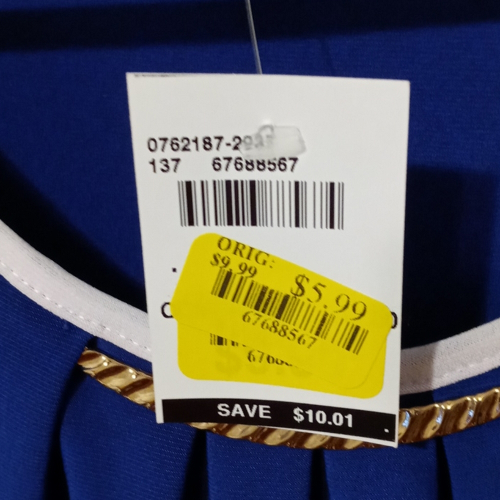 Top - Picture 3 of 3